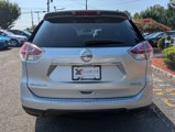 Used 2015 Nissan Rogue SV image 6