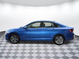 Used 2024 Volkswagen Jetta SE w/ Panoramic Sunroof Package image 4
