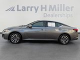 Used 2023 Nissan Altima 2.5 SV image 2