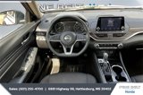 Used 2024 Nissan Altima 2.5 SV image 5
