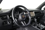 Certified 2025 Porsche Macan image 4