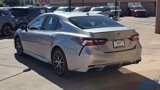 Used 2021 Toyota Camry SE image 5