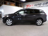 Used 2016 Chevrolet Traverse LT w/ Style and Technology Package image 2