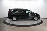 Used 2018 Chrysler Pacifica Touring-L image 5