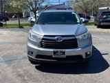 Used 2016 Toyota Highlander XLE image 2