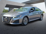 Used 2024 Nissan Altima 2.5 SV image 3