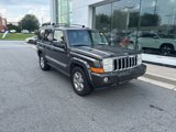 Used 2006 Jeep Commander Limited image 2
