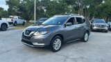 Used 2020 Nissan Rogue SV image 3