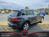 Used 2012 Volkswagen Touareg VR6 image 4