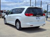 Used 2023 Chrysler Voyager LX image 5