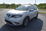 Used 2016 Nissan Rogue SL w/ SL Premium Package image 2