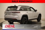 Used 2022 Jeep Grand Cherokee Altitude image 3