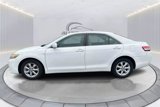 Used 2011 Toyota Camry LE image 4