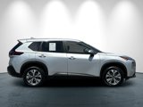 Used 2023 Nissan Rogue SV image 3
