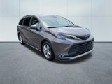 Used 2021 Toyota Sienna XLE w/ XLE Plus Package image 4
