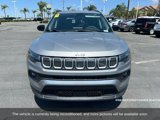 Used 2022 Jeep Compass Latitude image 2