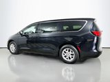 Used 2023 Chrysler Voyager LX image 5