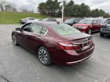 Used 2017 Honda Accord Hybrid Sedan image 2