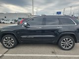 Used 2017 Jeep Grand Cherokee Overland image 2