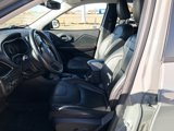 Used 2019 Jeep Cherokee Trailhawk image 6