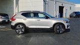 Certified 2025 Volvo XC40 B5 Plus image 2