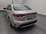 Used 2020 Toyota Corolla LE image 6