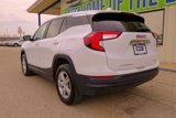 Used 2024 GMC Terrain SLE image 5