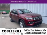Used 2022 Jeep Compass Latitude image 2