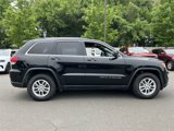 Used 2020 Jeep Grand Cherokee Laredo image 5