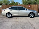 Used 2016 Toyota Camry LE image 4