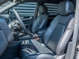Used 2024 Porsche Cayenne image 5