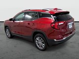 Used 2022 GMC Terrain SLT image 2