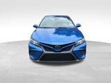 Used 2020 Toyota Camry SE image 2