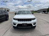 Used 2023 Jeep Grand Cherokee Limited image 2