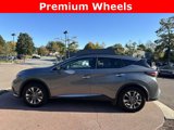 Used 2018 Nissan Murano SV image 2