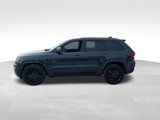 Used 2018 Jeep Grand Cherokee Altitude image 2