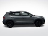 Used 2023 Volkswagen Taos SE w/ Black Wheel Package image 2