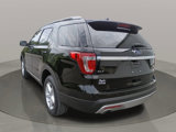 Used 2017 Ford Explorer XLT w/ Equipment Group 201A image 4