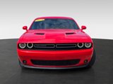 Used 2019 Dodge Challenger SXT w/ Driver Convenience Group image 2