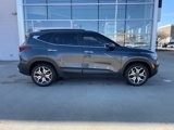 Used 2021 Kia Seltos SX w/ SX Sunroof Package image 4