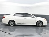 Used 2011 Toyota Avalon Limited image 2