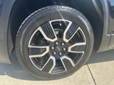 Used 2021 GMC Acadia SLE w/ Driver Convenience Package image 4