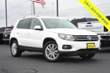 Used 2012 Volkswagen Tiguan SE image 2
