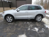 Used 2012 Volkswagen Touareg Sport image 3