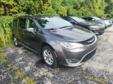 Certified 2019 Chrysler Pacifica Limited image 5