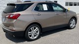 Used 2018 Chevrolet Equinox Premier image 3