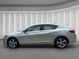 Used 2014 Acura ILX w/ Technology Package image 2