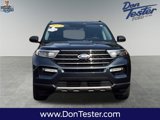 Used 2022 Ford Explorer XLT w/ Equipment Group 202A image 2