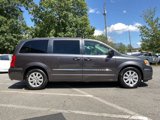 Used 2015 Chrysler Town & Country Touring image 4