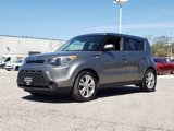 Used 2015 Kia Soul + image 3